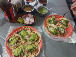 Tacos Al Pastor El Trompito