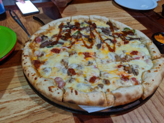 Martiny's Pizza