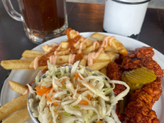 Hot Mamma's Kitchen Hot Chicken