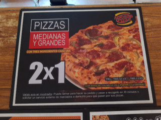 Adobes Pizza