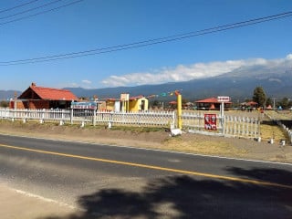 La Palapa De Los Volcanes