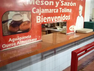 Mesón Y Sazón