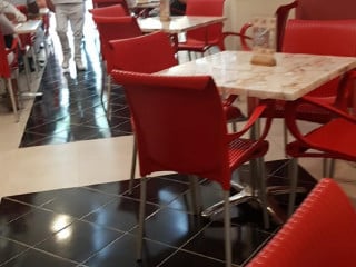 El Sótano Cafetería