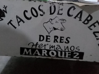 Tacos De Cabeza De Res Hermanos Marquez