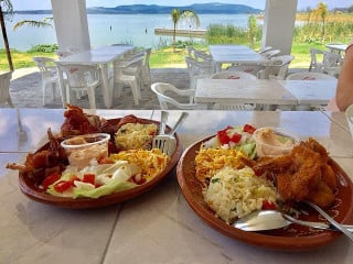 Mariscos La Joya