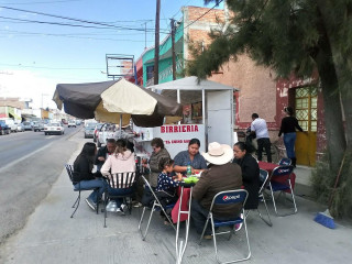 Birria El Chino Luis Moya