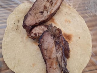 Barbacoa Y Asados El Borreguito