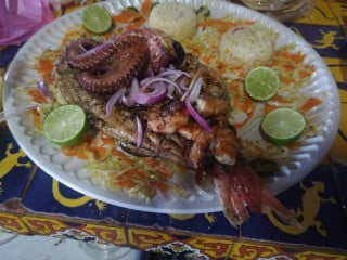 Mariscos La Iguana