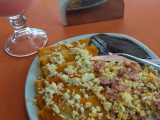 Cafeteria La Fuente Suc.terminal