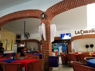 La Cabaña