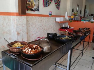 Las Cazuelas De Rosita