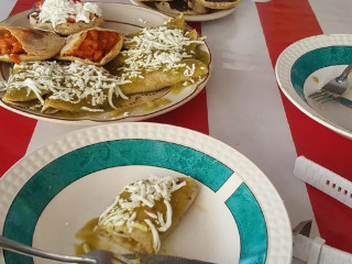 Enchiladas Y Gorditas Las Limas (las De Arriba)