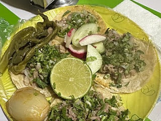 Taqueria Leo