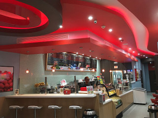 Red Mango Café Condado