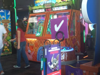 Chuck E. Cheese's