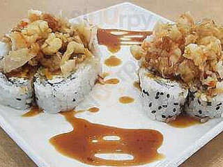 Y Cevicheria Sazon Costeña