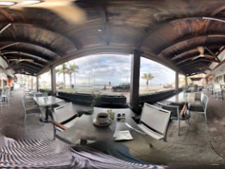 Rico's Cafe, Olas Altas