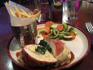 Provecho Gastropub Grill