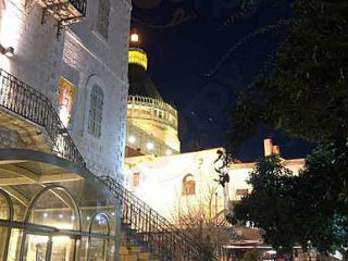 Chao's Bar Restaurant