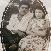 Los Abuelos