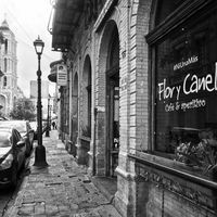 Flor Y Canela CafÉ
