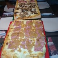 Pizza Por Metro Deluchi C.c Plaza Bocagrande Cartagena