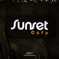 Sunset CafÉ