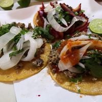 Tacos Y Tacos Popos