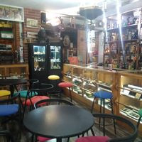 GalerÍa Y Cafe El Anticuario